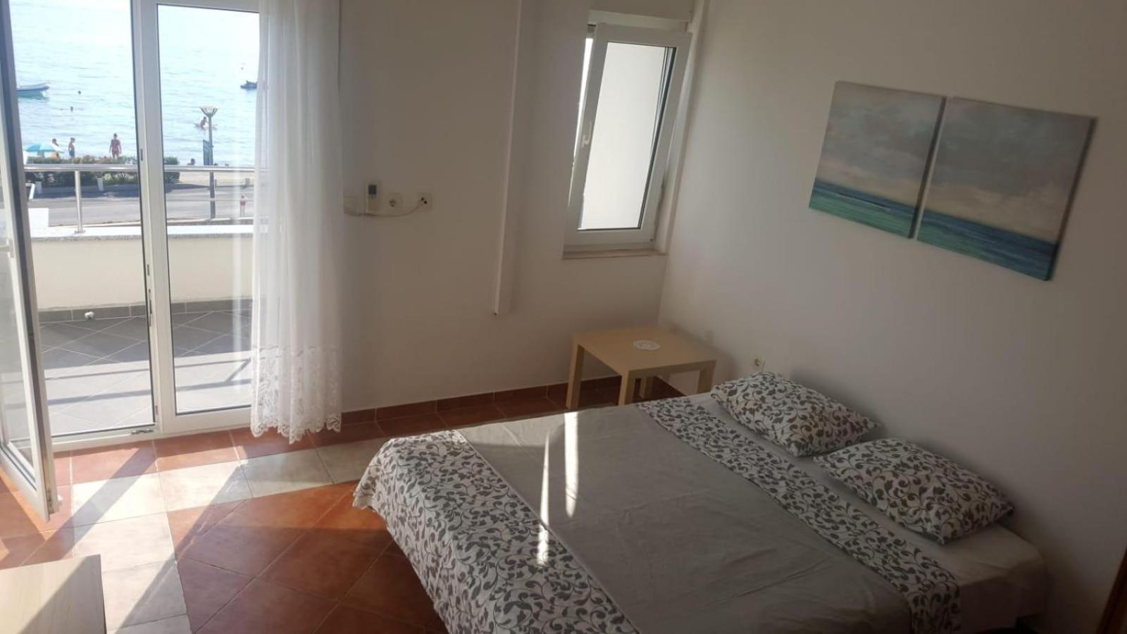 Apartments By The Sea Novalja, Pag - 9326 Exterior foto